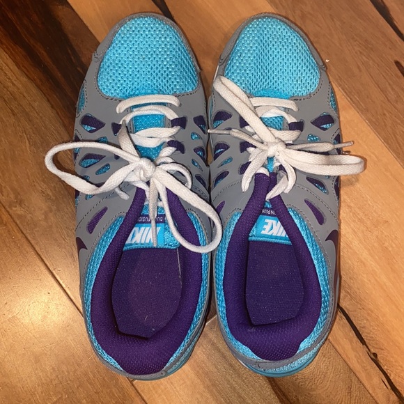 LIKE NEW- NIKE DUAL FUSION RUN 2 ~ WOMENS SIZE 6.5 (5Y) - Picture 2 of 9